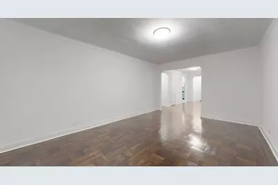 221 E 18th Street #1E, New York City, NY 11226 - Photo 7