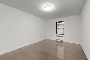 221 E 18th St, New York City, NY 11226 - Photo 13