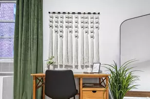 223 E 50th St, New York City, NY 10022 - Photo 9