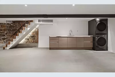 98 Conselyea Street, New York City, NY 11211 - Photo 29