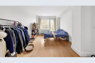 44-27 Purves Street #8D, New York City, NY 11101 - Photo 7