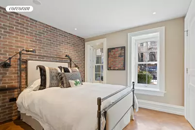 169 E 71st Street, New York City, NY 10021 - Photo 25