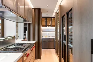 460 W 42nd St, New York City, NY 10036 - Photo 7