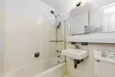 300 E 33rd Street #9M, New York City, NY 10016 - Photo 5