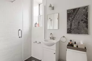 320 W 84th St, New York City, NY 10024 - Photo 3