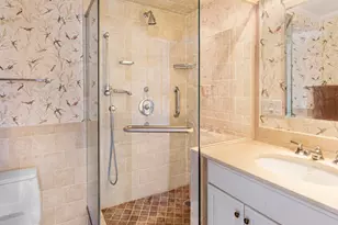 137 E 36th St, New York City, NY 10016 - Photo 9