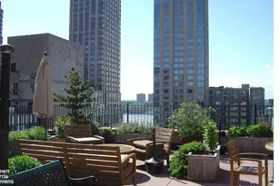 235 West End Ave, New York City, NY 10023 - Photo 11