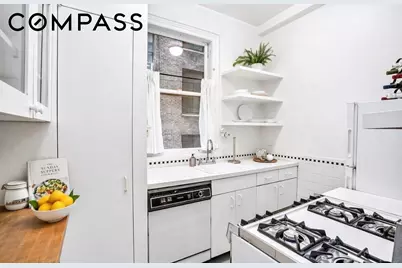 1060 Park Avenue #3A, New York City, NY 10128 - Photo 3