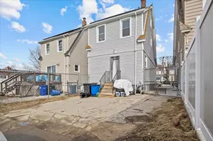 216-08 115th Rd, New York City, NY 11411 - Photo 17