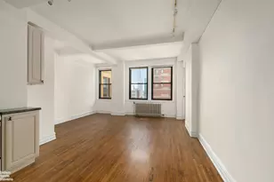 457 W 57th St, New York City, NY 10019 - Photo 7