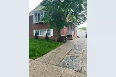 10561 Flatlands 7th Street, New York City, NY 11236 - Photo 15