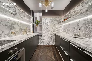 180 W 58th St, New York City, NY 10019 - Photo 3