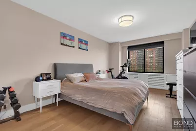 372 Central Park W #9K, New York City, NY 10025 - Photo 3