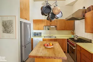 139 W 19th St, New York City, NY 10011 - Photo 5