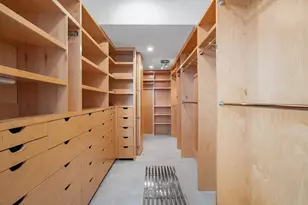 422 E 72nd St, New York City, NY 10021 - Photo 27