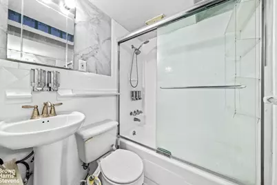 319 Mac Donough Street, New York City, NY 11233 - Photo 7