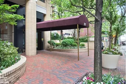 311 E 38th Street #18C, New York City, NY 10016 - Photo 21