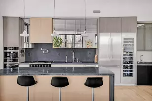 30 Main St, New York City, NY 11201 - Photo 9