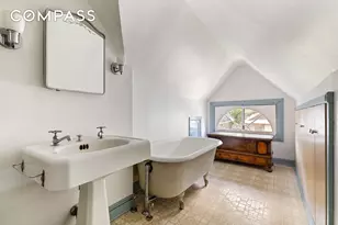 492 Westminster Rd, New York City, NY 11218 - Photo 15