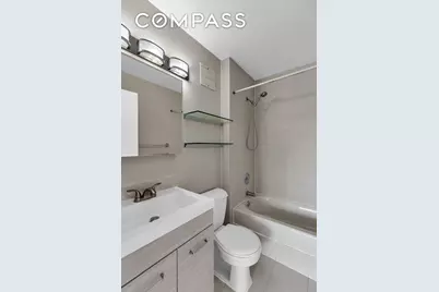 25-40 Shore Boulevard #2F, New York City, NY 11102 - Photo 15