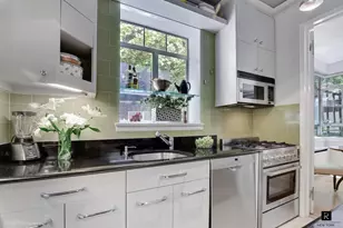 440 E 56th St, New York City, NY 10022 - Photo 5