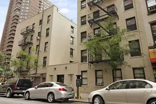 240 E 24th St, New York City, NY 10010 - Photo 13