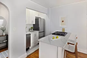 240 E 24th St, New York City, NY 10010 - Photo 3