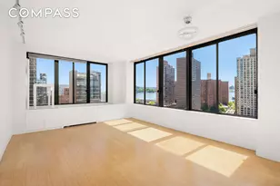 300 E 93rd St, New York City, NY 10128 - Photo 7