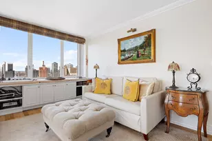 322 W 57th St, New York City, NY 10019 - Photo 5