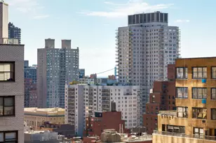 360 E 72nd St, New York City, NY 10021 - Photo 9