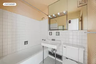 360 E 72nd St, New York City, NY 10021 - Photo 13