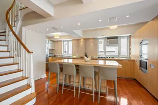 45 W 54th St, New York City, NY 10019 - Photo 7