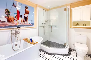 2 Beekman Pl, New York City, NY 10022 - Photo 9