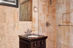 145 E 48th St, New York City, NY 10017 - Photo 9