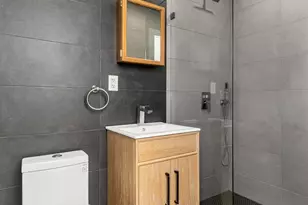 1050 Sterling Pl, New York City, NY 11213 - Photo 19