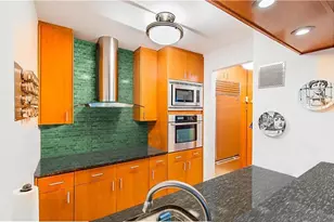 245 E 93rd St, New York, NY 10128 - Photo 3