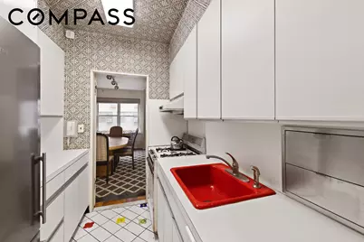 1025 5th Avenue #8GS, New York City, NY 10028 - Photo 3