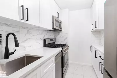 2500 Johnson Avenue #3B, New York City, NY 10463 - Photo 9