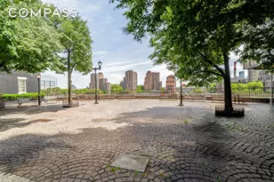 530 E 72nd St, New York City, NY 10021 - Photo 15