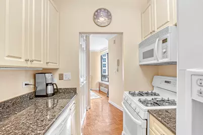 167 E 61st Street #11B, New York City, NY 10065 - Photo 13