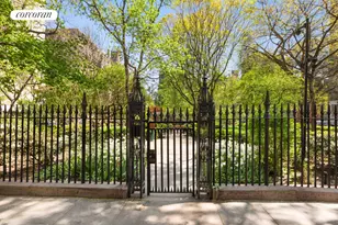 22 Gramercy Pk S, New York City, NY 10003 - Photo 17