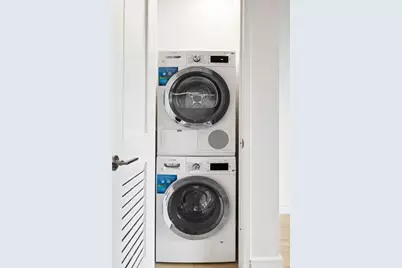 45-30 Pearson Street #6F, New York City, NY 11101 - Photo 7