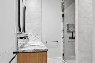 360 Furman St, New York City, NY 11201 - Photo 9