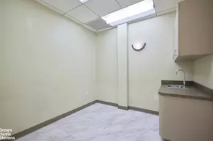 1115 5th Ave, New York City, NY 10128 - Photo 7