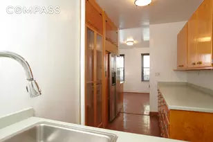 442 W 44th St, New York City, NY 10036 - Photo 11