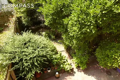 442 W 44th Street, New York City, NY 10036 - Photo 15