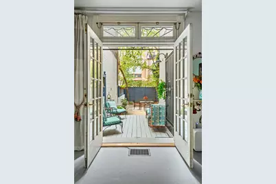 321 W 77th Street, New York City, NY 10024 - Photo 11