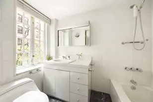 27 W 67th St, New York City, NY 10023 - Photo 11