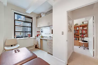 115 E 61st Street #10A, New York City, NY 10065 - Photo 5