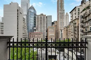 115 E 61st St, New York City, NY 10065 - Photo 7